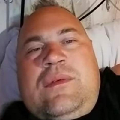 Mc Hugybanafos gigászi dinnye feje