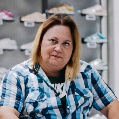 Köröskényi Ildikò, a büdöslyukú miskolci wamzer