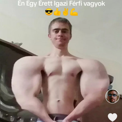 Kis Jolly már hivatalosan is egy érett igazi férfi
