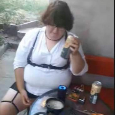 Legkomolyabb nők liveoznak Trutyiéknál (Vr Zsombinak tetszik XD)