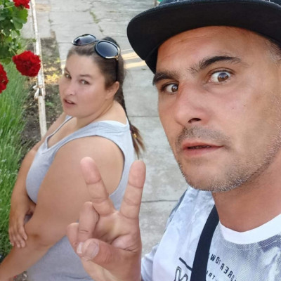 Gyogyòs Mobilsz az Autista Lànyàval Zabrinkàval