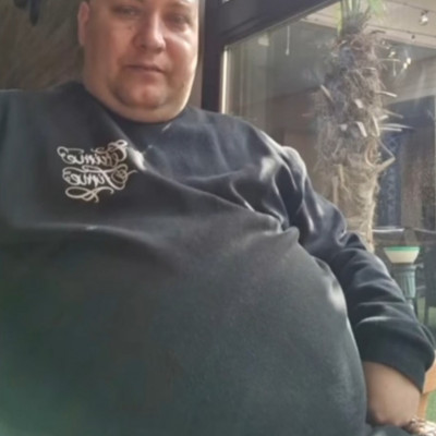 Subi Roli elmebeteg mòdon meghízva