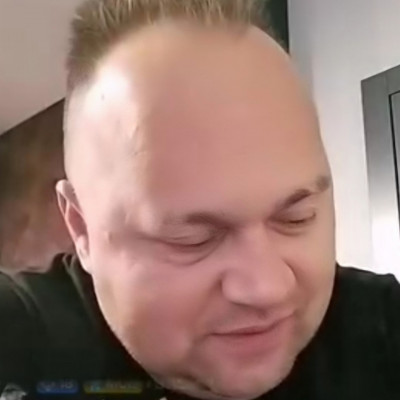 Èrett Ananász