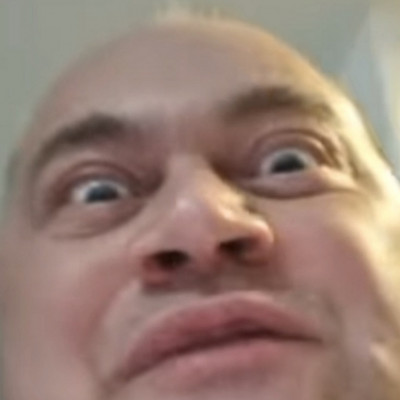 Emszí Idegroncs