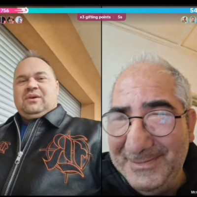 Az öreg Mr Géza szètkeresi magàt a Malacon