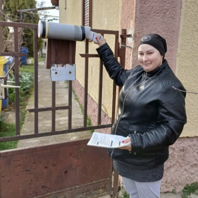 Mobilsz ràvette a gyogyòst hogy szòròlapozzon