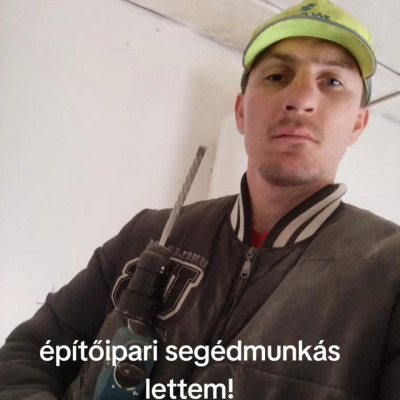 Alkesz Lütyő dolgozik (trutymó titán)
