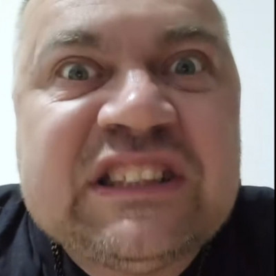 MC Isti a totàlis idegösszeroppanàs szélén