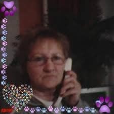 Poloska telefonál