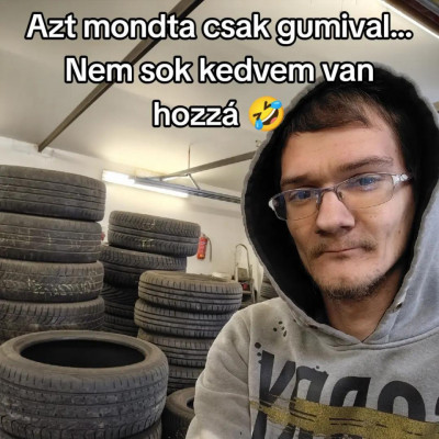 Fogatlan Biòspityesz vicces kedvèben van
