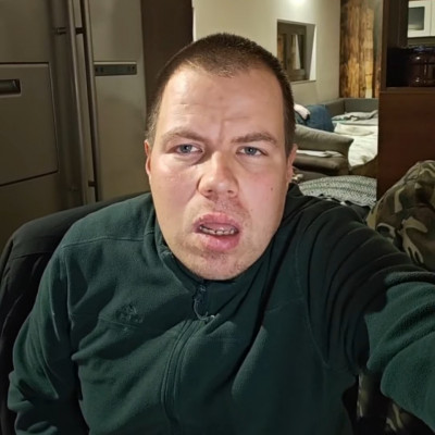 POV éppen bannolnak a lóbaszó livejából