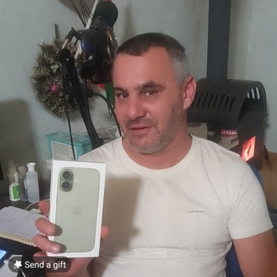 Koldus Mobilsz: munka nincs, iPhone17 van