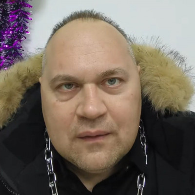 Ilyen az amikor az Atomfizikus Dömpi èrtelmesen nèz