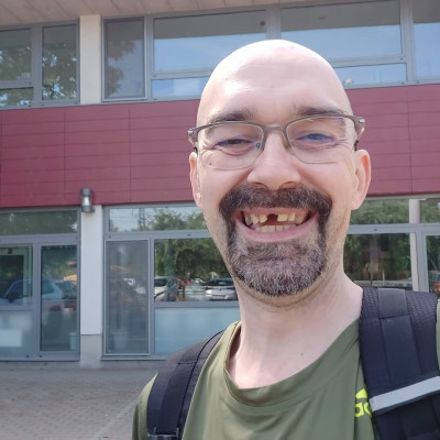Turha Tomi jó foga