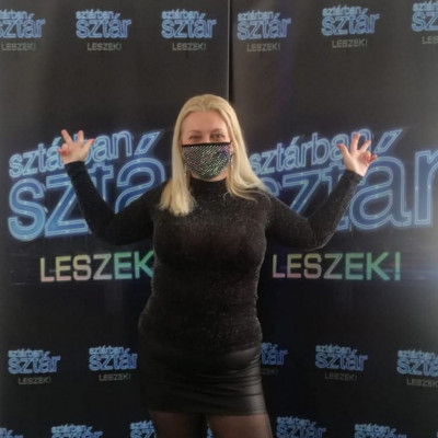 Skizo Jàzmin - életek ès àlmok