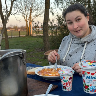 Fogykòs Zöbina jòkat halòzik munka helyett