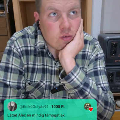 KoldusLex felszopócskája Enikőke nagyon number1 akar lenni. Egyébként egy két gyermekes anyuka.