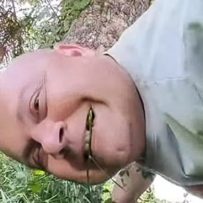 MC Pedofil incel buzi füvet zabál a koinért