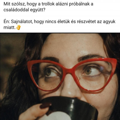 Túrinè disznò evuska sajnàlatot èrez a Trollok felé