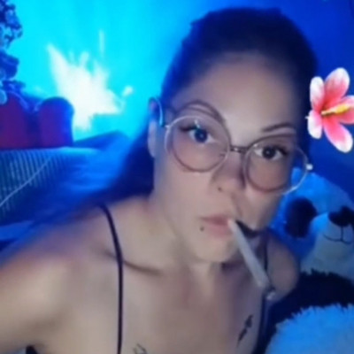 Skizo rodàs Kinga nem füvezik