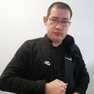 Fülesbagoly Vká nike-ban feszít - retro