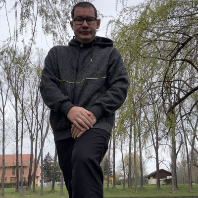 VKÁ tökfőzelékhuszár pózol