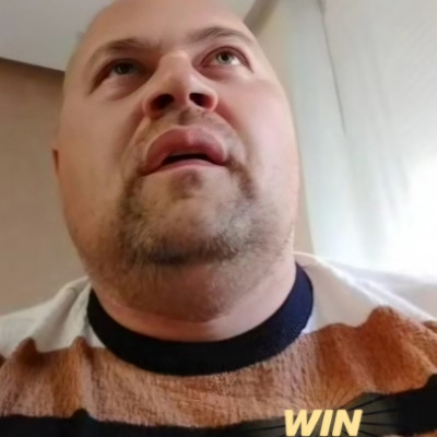 Mc Isti Hőlégballonra hízott feje 2024-ben