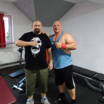 Filmkiller Zoli gyúrunk vaze