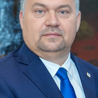 Köröskényi Viktor (Mc Isti) Magyarország ùj Miniszterelnöke