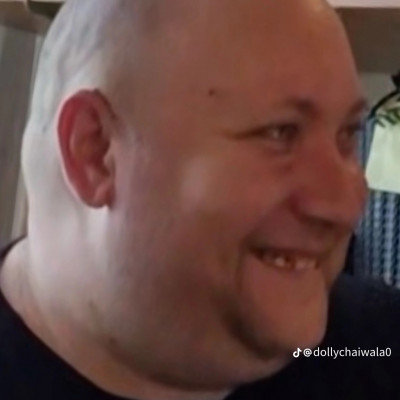 Subi Roland feje nemsokàra szét fog robbanni