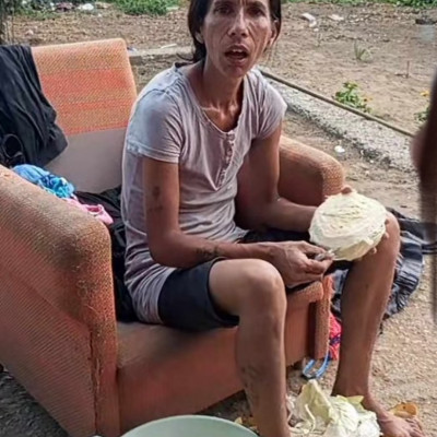 Nàjk Ella borzalmas állapotban a putriban