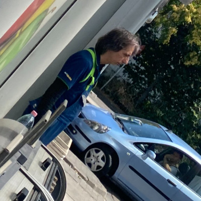 Molnár F. Árpád spotting a váci úti OMV benzinkúton 2024.08.03.