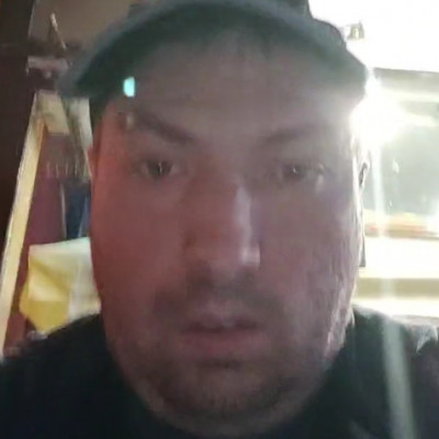 Kráter arcú Májas zsír feje