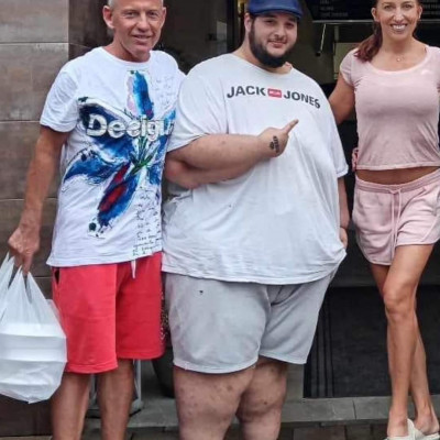 A kb semmit sem fogyott Rácz Géjzuka és az összefonnyadt Sóbenóbi meg valami ló