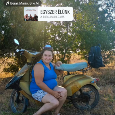 Ádám mobil féle flexelés: Bojlerhasú, autista nő + Elektromos bicaj