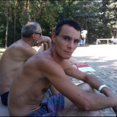 Retrò, Pálcikaember Koldus Mobilsz