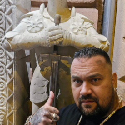 Mc Rugòs Béka
