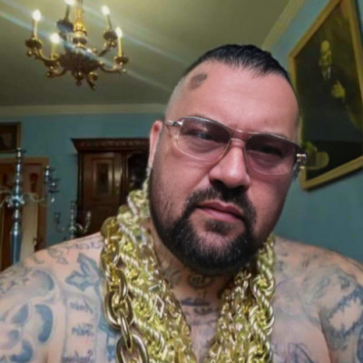 Mc Rugòs Béka