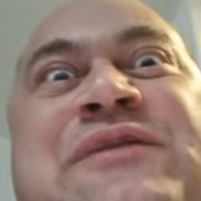 Emszí Idegroncs