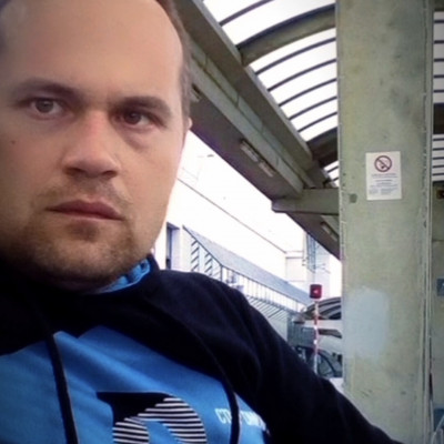 Retro MC isti - világi csicska arcberendezéssel