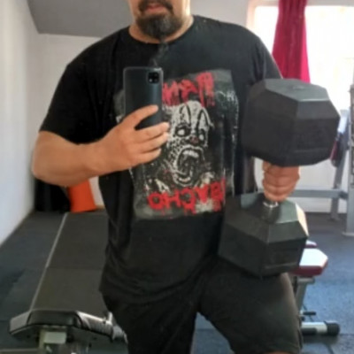 Filmkiller Zoli gyúròs, kondis kèpek