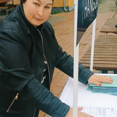 Retaldált Zöbina is imádja a Tisza pártot