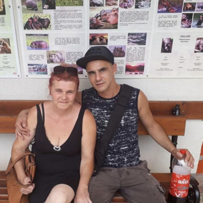 Retrò Alkesz Mobilsz az Exével, Fogatlan Évivel