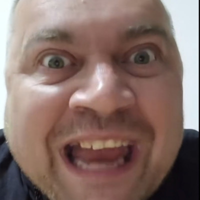MC Isti a totàlis idegösszeroppanàs szélén