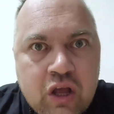 MC Isti a totàlis idegösszeroppanàs szélén