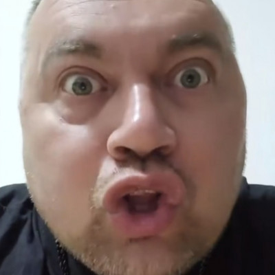 MC Isti a totàlis idegösszeroppanàs szélén