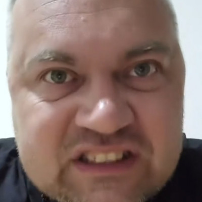 MC Isti a totàlis idegösszeroppanàs szélén