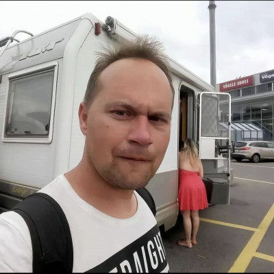 Emszí kukkoló már régen is nagy nőcsábász volt - Retro