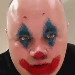 MC Bohóc a léggömbfejű nevettető