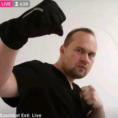 A fiatal Mc Isti amikor mèg ütőképes volt
